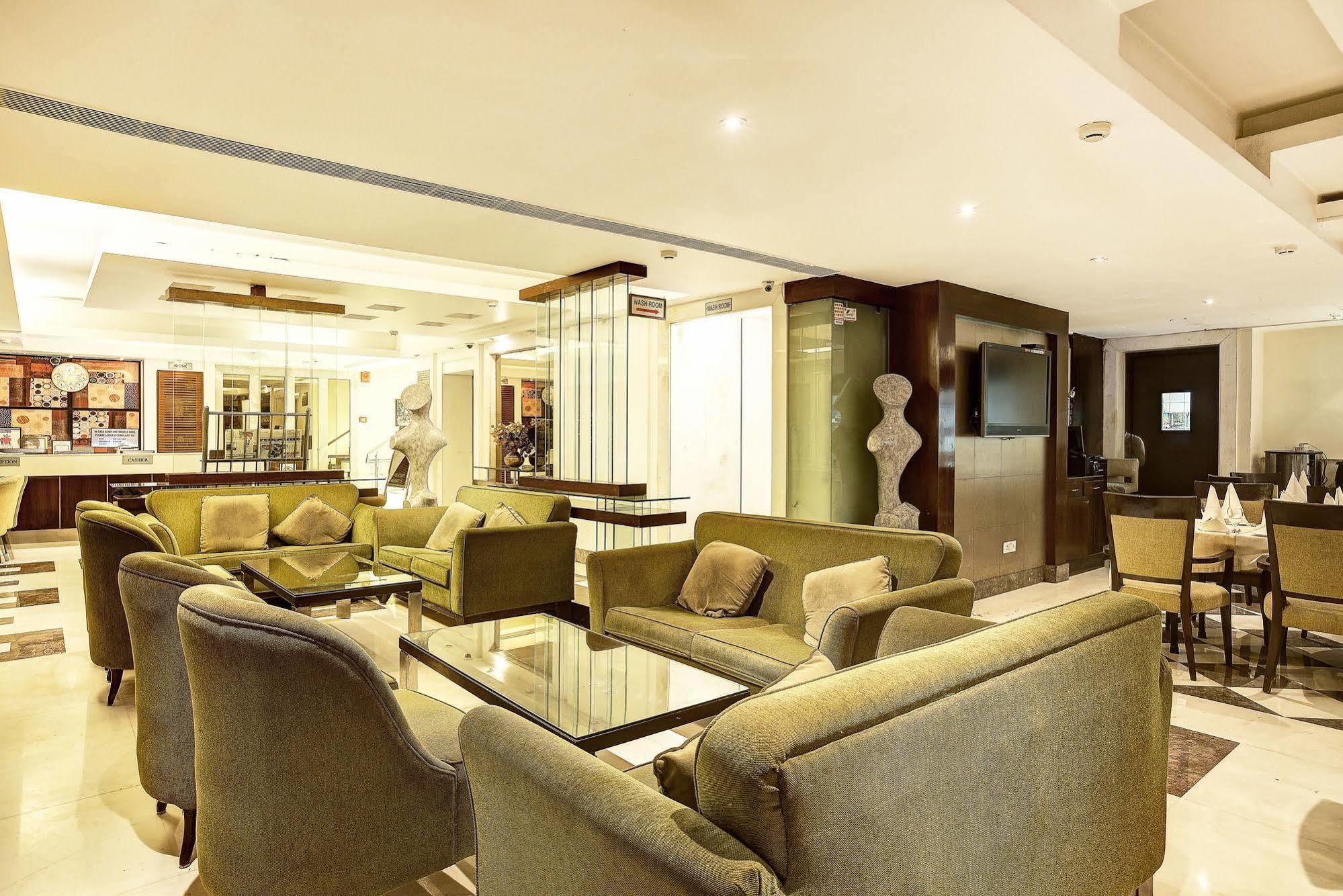 Western Court Chandigarh Exterior photo